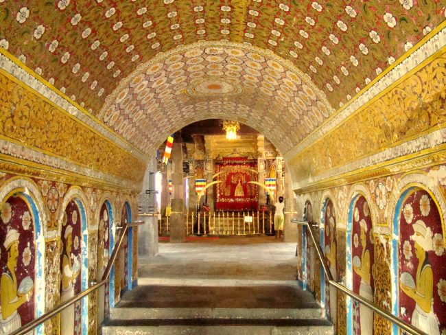 The resplendent interior of the Temple of the Tooth Relic. Image courtesy: flylankatravels.com