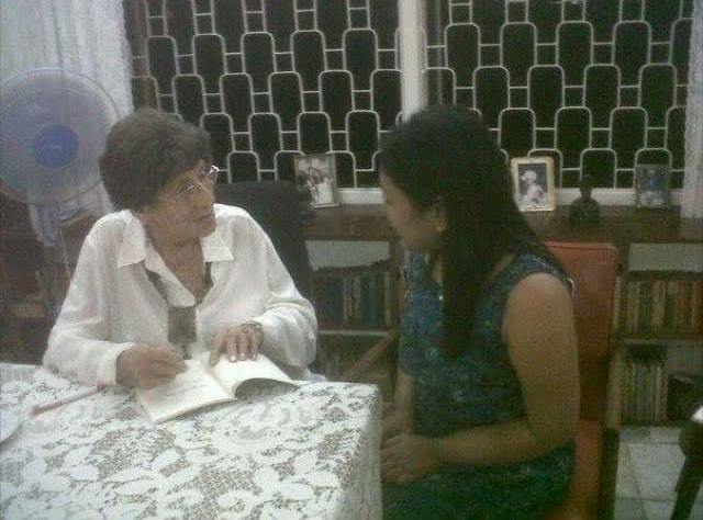 Anne Ranasinghe (left) at her home in Colombo. Image courtesy Daphne Charles (right).
